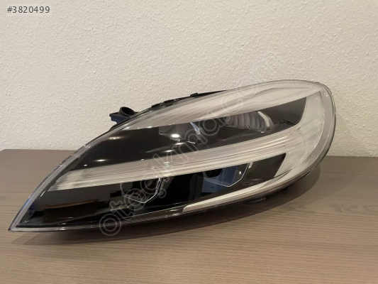 VOLVO V40 ÇIKMA ORJİNAL SAĞ - SOL FAR