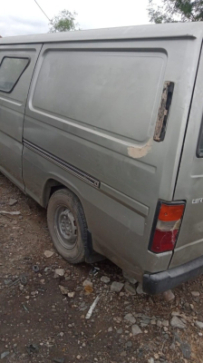 Nissan urvan sol yan kesme yedek parça
