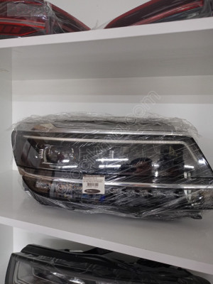 Volkswagen Tiguan sağ far