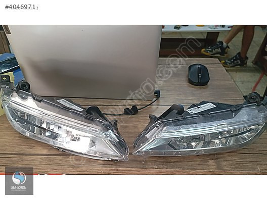 SEAT LEON SAĞ-SOL LEDLİ SİS FARI ÇIKMA ORJİNAL