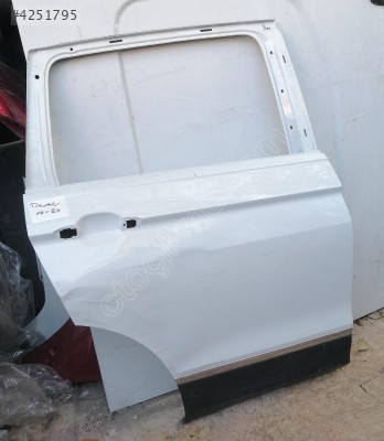 Volkswagen Tiguan 17-20 Sağ Arka kapı  Orjinal Oto Çıkma