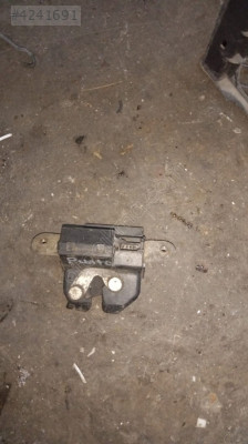 Fiat Punto bagaj kilidi