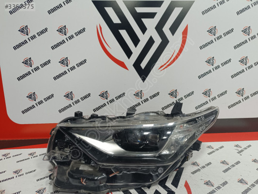 90070906 TOYOTA AURİS SOL ÖN FAR