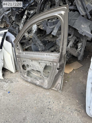 Clio 3 sağ ön kapı bal köpüğü renk