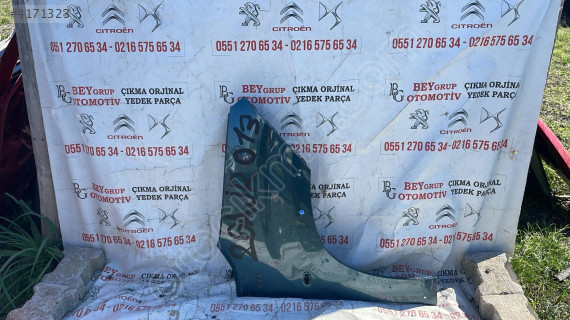 PEUGEOT RİFTER SAĞ ÖN ÇAMURLUK ORİJİNAL ÇIKMA YEDEK PARÇA