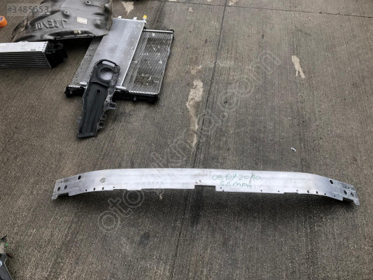 BMW X1 F48 ÖN TAMPON DEMİRİ 511110031013