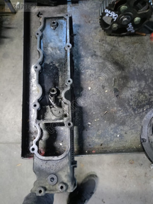 Citroen Berlingo Peugeot Partner 1.9 dizel külbüratör kapağı