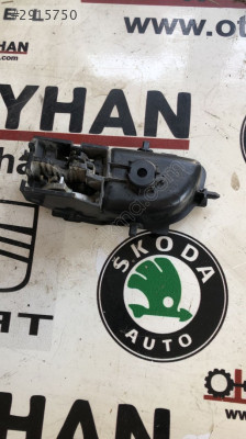 69205-0D271 Toyota Yarıs 2015 arka sağ kapı iç açma kolu