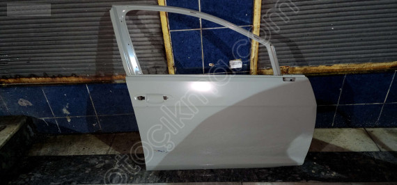 GOLF 7 /7.5 SAG ÖN KAPI SIFIR