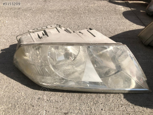 SKODA OCTAVİA 2004-2009 SAĞ FAR