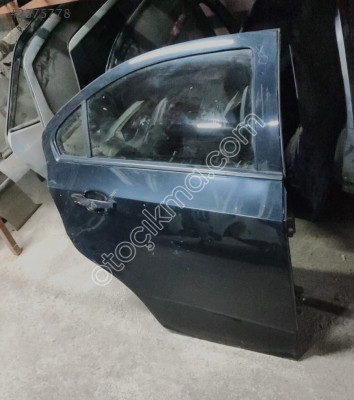CHEVROLET AVEO SAĞ ARKA DOLU KAPI 2012 - 2016 ÇIKMA PARÇA