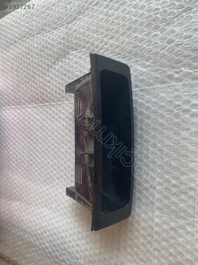 Mercedes C200 W203 Kasa 00-04 Model Teyp Altı Ceplik Göz Orijinal