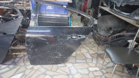 Opel İnsignia A Sol Arka Kapı Çıkma Orjinal Kapı