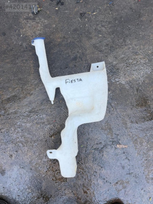 FORD FIESTA SILECEK SUYU DEPOSU