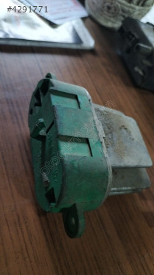 RENAULT Fan Rheostat 7701207453 52492365 Espace 4 IV Renault