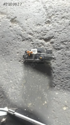 RENAULT KANGO KAPI KİLİDİ