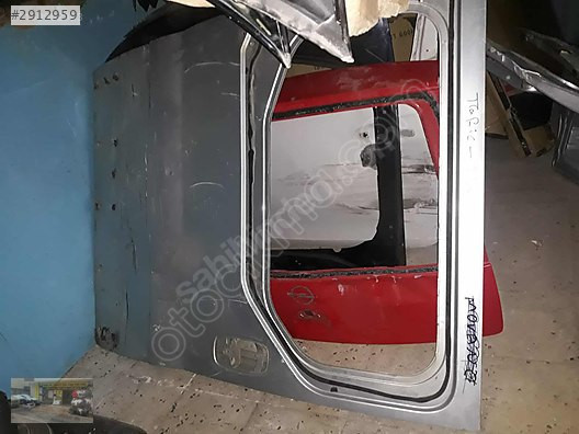 Renault trafic yan sürgülü kapı ORJİNAL OTO ÇIKMA
