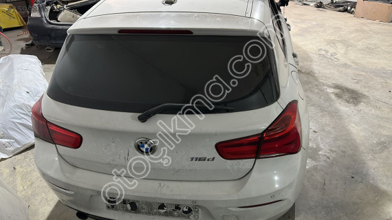 BMW F20 ARKA KAPUT