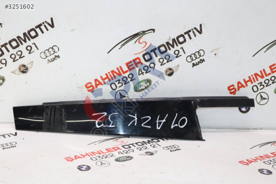 BMW X1 F48 LCİ SOL ARKA DIŞ DİREK KAPLAMASI 7349675