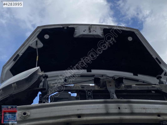 FORD COURİER KAPUT KEÇESİ ORİJİNAL HATASIZ