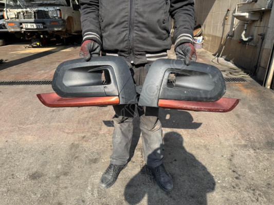 PEUGEOT RİFTER SAĞ SOL SİS FARI ÇERÇEVESİ ORJINAL