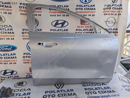 Ford Focus 4 ön sağ kapı Orjinal gıri göçük hasarlı