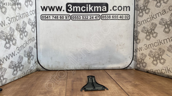 8P0858697 AUDİ A3 8P 04-10 GÖĞÜS BAĞLANTI DEMİRİ