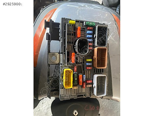 1.6 Citroen C4 Picasso sigorta kutusu EMR OTOMATİV