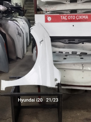 Hyundai i20 çıkma sol ön çamurluk