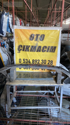 Mercedes vito w639 ön tampon demiri A6396201434