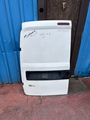 2014 doblo sol bagaj kapağı dolu