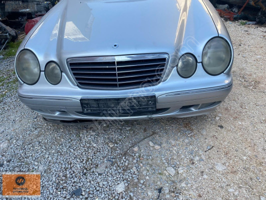MERCEDES E270 W210 ÖN TAMPON 