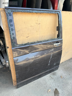 VOLKSWAGEN TRANSPORTER T5 SAĞ SÜRGÜLÜ KAPI