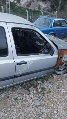 Volkswagen Golf 3 (91-98) Sağ Ön Kapı orjinal çıkma