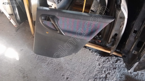 1998 VW Polo Sağ Arka Kapı Döşemesi - Orijinal Çıkma Parça