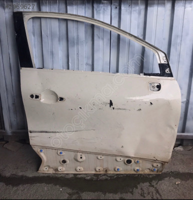 RENAULT CAPTUR SAĞ ÖN KAPI