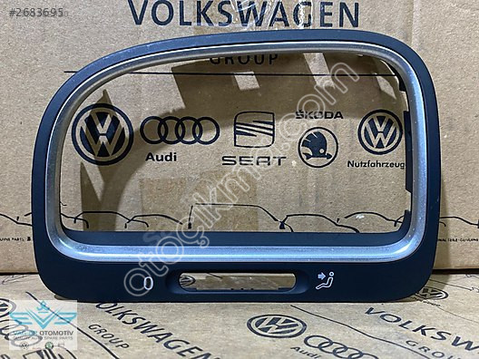 VW GOLF 6 SOL KALORİFER IZGARASI DIŞ ÇERÇEVESİ 5K0819741B