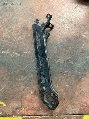 SKODA OCTAVİA FAR ÜST SACI 5E3806929