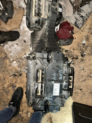 AUDİ A4 2012 KALORİFER KUTUSU ÜÇEL OTO ÇIKMA BURSA