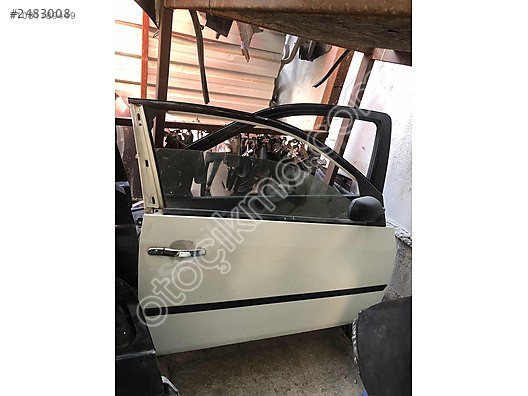 Ford Festiva İçin Sağ Ön Kapı - Orijinal Oto Çıkma Pa