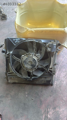 2008 Peugeot 207 1.4 dizel radyatör fanı