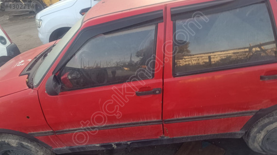 Fiat Uno sol taraf kapılar