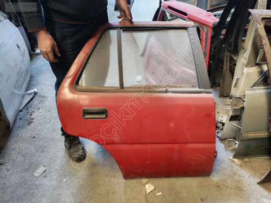 1993 HYUNDAI EXCEL SAĞ ARKA KAPI