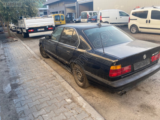 BMW 520 tüm yedek parçaları