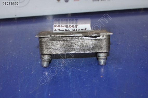 MERCEDES C SERİ W205 YAĞ SOĞUTUCU A0995001300