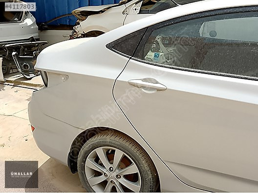 HYUNDAİ ACCENT ERA SAĞ ARKA KAPI ve TÜM AKS| ÜNALLAR OTO ÇIKMA |
