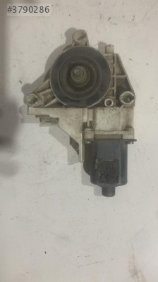 8P0959801Q audi a3 sağ ön kapı cam motoru