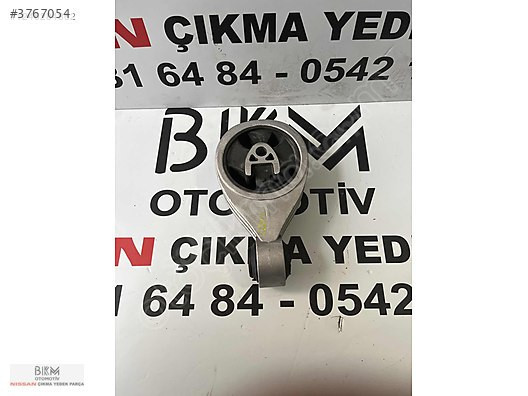 Nissan Qashqai arka motor kulağı sağ