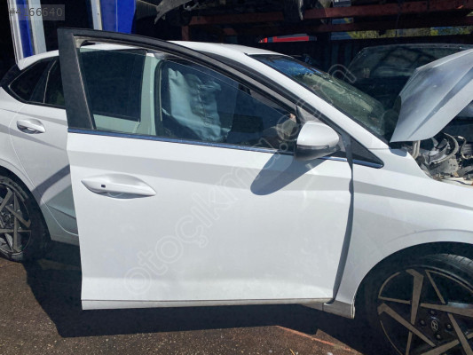 2024 Hyundai İ20 Sağ Ön Kapı