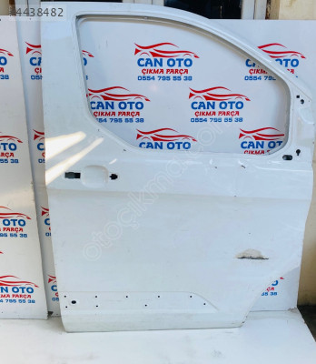 Ford Custom Sağ Ön kapı Beyaz